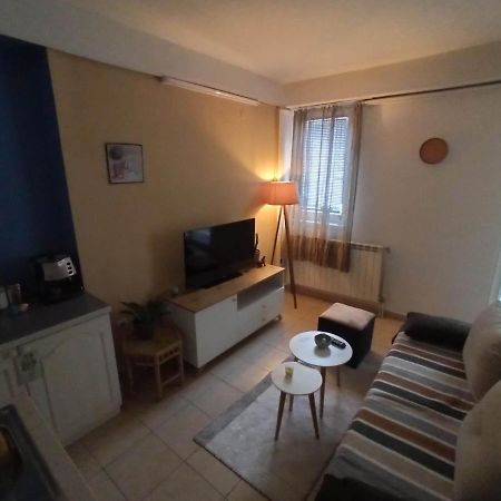 Donna Apartment Скопие Екстериор снимка