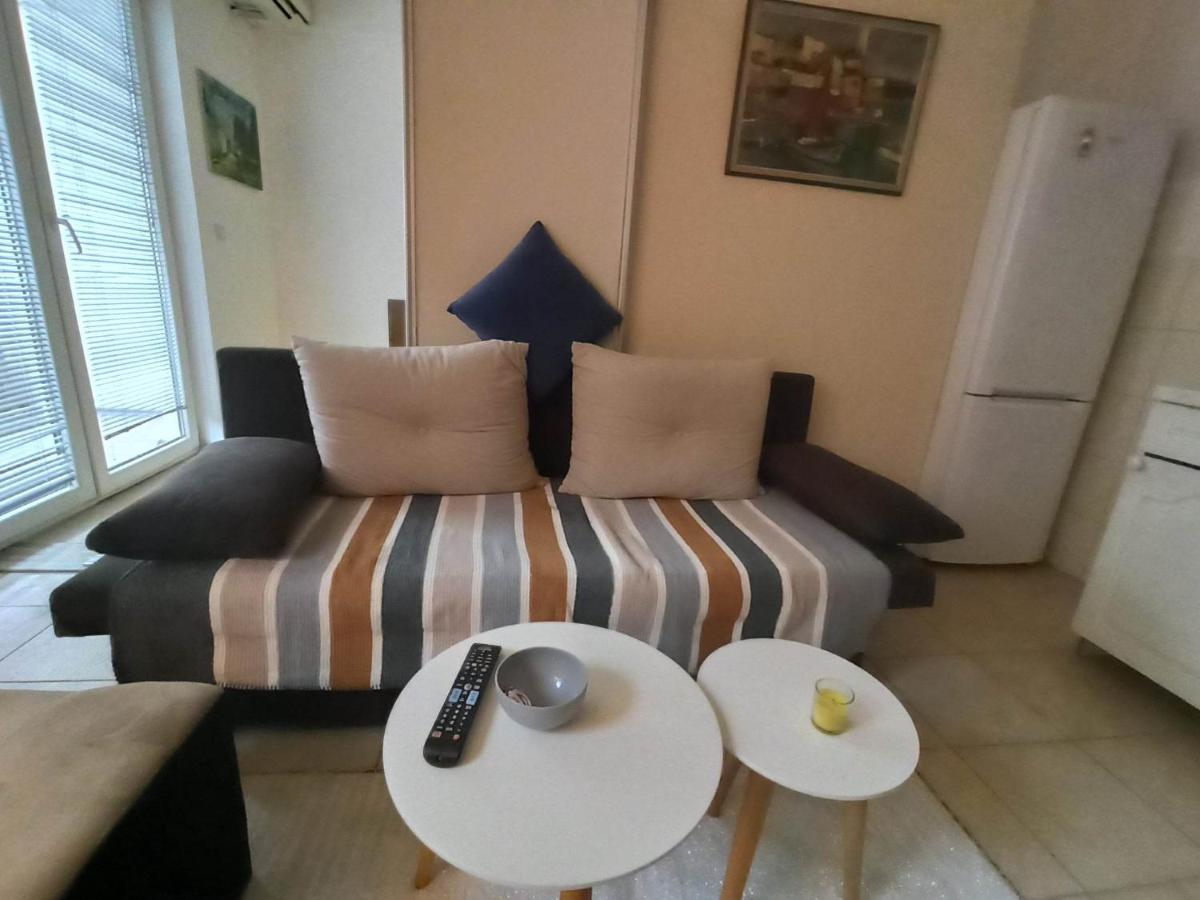 Donna Apartment Скопие Екстериор снимка