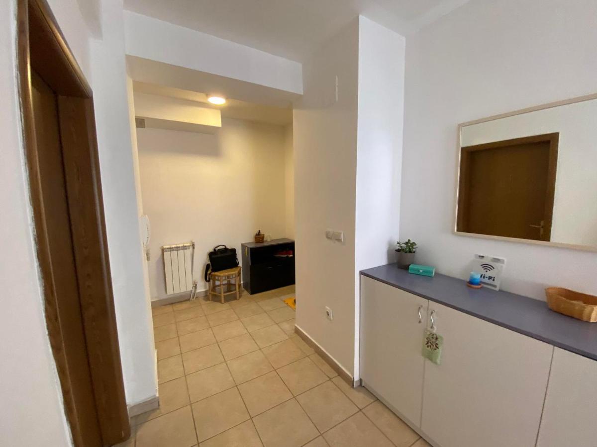 Donna Apartment Скопие Екстериор снимка