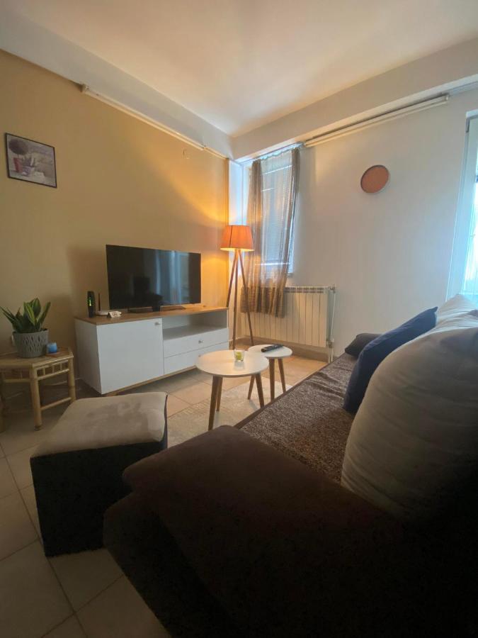 Donna Apartment Скопие Екстериор снимка